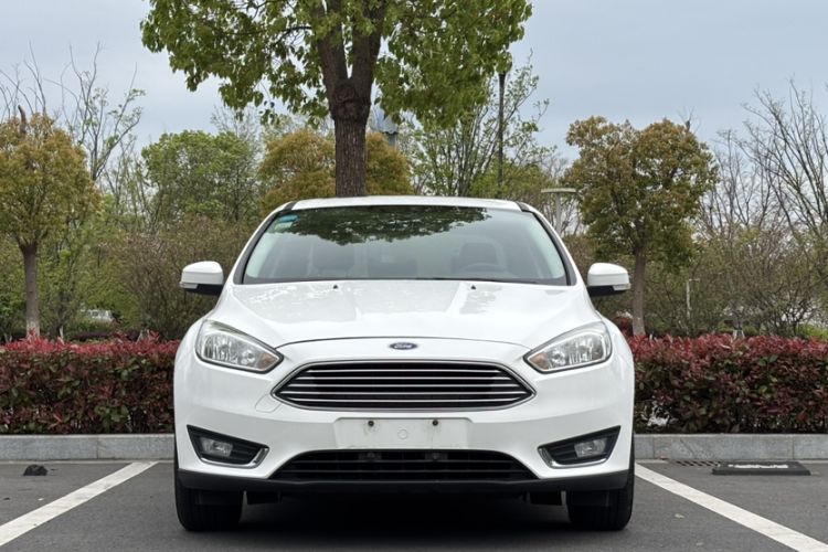 Used Ford Focus 2015 Sedan 1.6L Automatic Trend Model Exterior 1