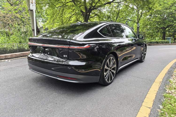 Used Nio ET7 2024 100kWh Executive Signature Edition