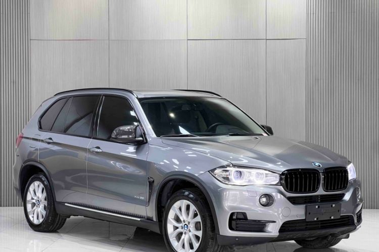 Used BMW X5 2014 xDrive35i Elegant Edition Exterior 2