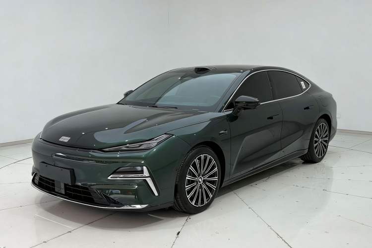 Used Geely Galaxy 8 2025 130km EM-P Starship Edition