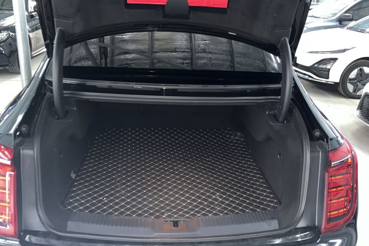 Used Hongqi H9 2022 2.0T Smart Connect Flagship Edition Trunk