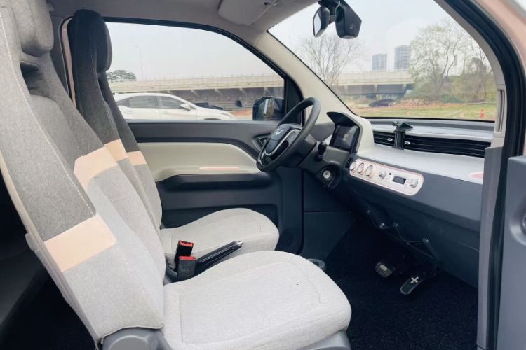 Used Wuling Hongguang MINIEV 2022 Macaron Premium Model – Lithium Iron Phosphate