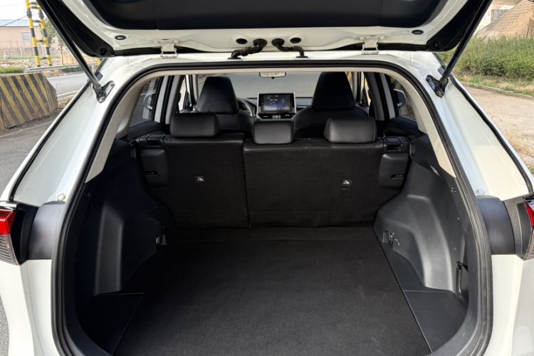 Used Toyota RAV4 2020 2.0L CVT Two-Wheel Drive Fashion PLUS Edition