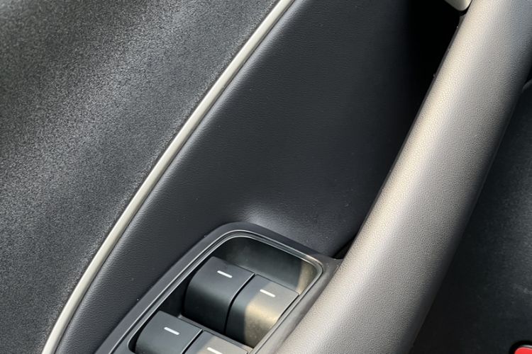 Used Xiaomi Auto SU7 2024 Rear-Drive Ultra-Long Range Advanced Pro-Level Intelligent Driving Version Interior 9