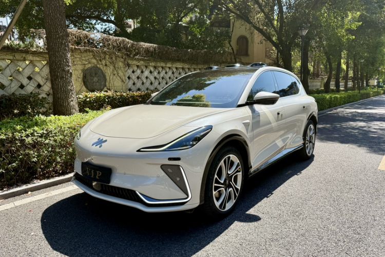 Used IM LS7 2023 100kWh Pro All-Wheel-Drive Version