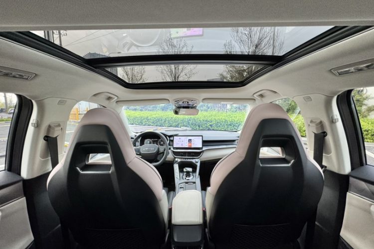 Used Lynk & Co 06 2023 Remix 1.5T Shero
