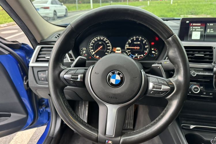 Used BMW 3 Series 2019 320Li M Sport Night Edition Interior 8