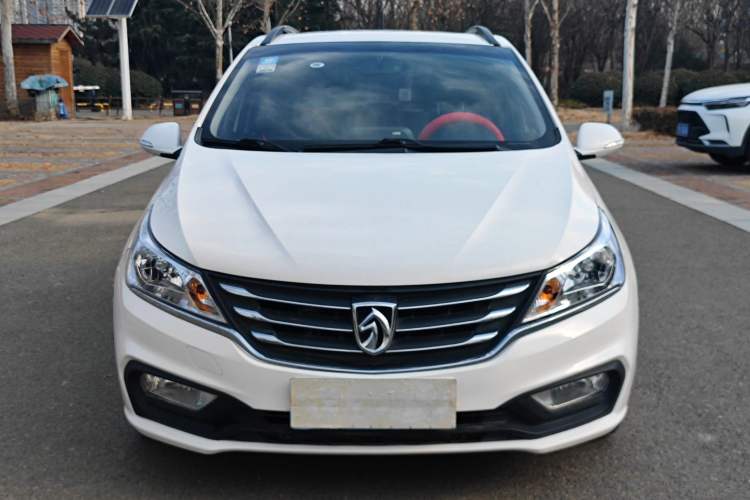 Used Baojun 310 2016 1.2L Manual Luxury Model