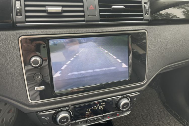 Used Qoros 3 2014 Sedan 1.6T Automatic ZhiZhen Model