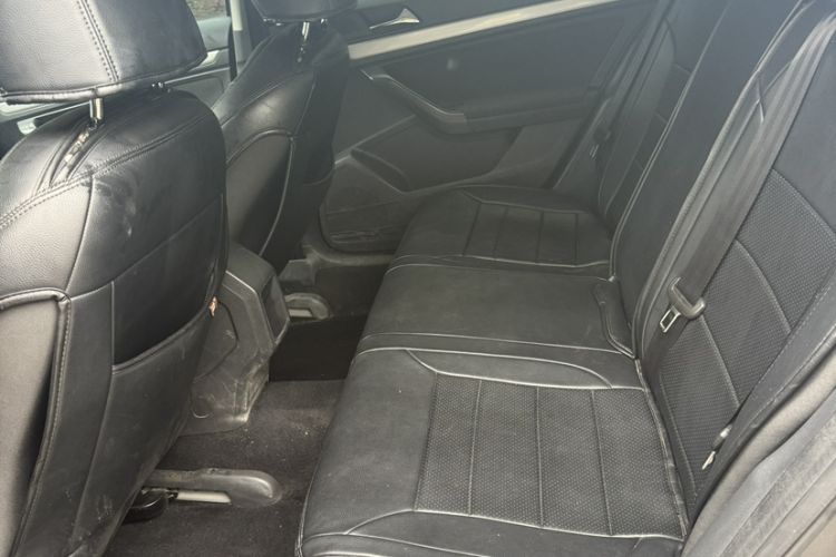 Used Volkswagen Lavida 2015 1.6L Automatic Fashion Edition