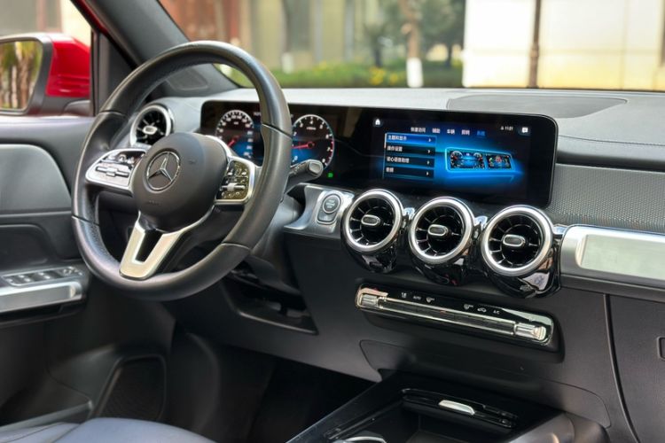 Used Mercedes-Benz GLB 2023 Refresh GLB 200 Fashion Edition
