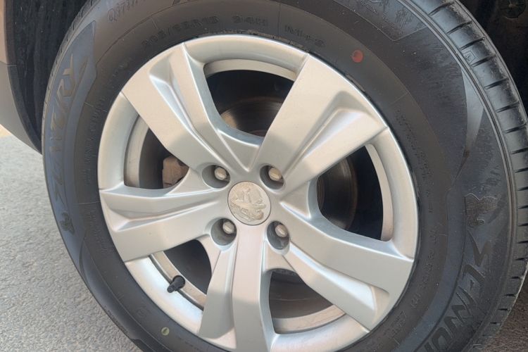 Used Peugeot 2008 2015 1.6L Automatic Playcool Edition
