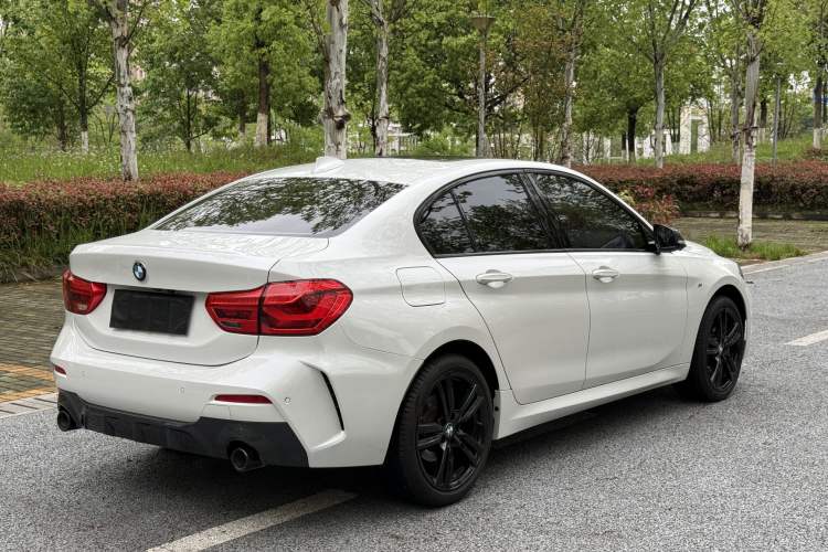 Used BMW 1 Series 2021 125i M Sport Night Edition Exterior 8