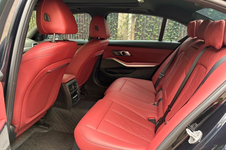 Used BMW 3 Series 2025 330Li M Sport Shadowline Package
