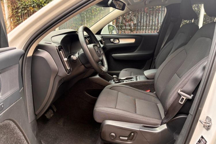 Used Volvo XC40 2021 T3 Smart & Stylish Edition Left Front Seat