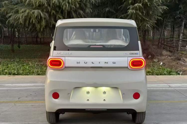 Used Wuling Hongguang MINIEV 2024 3rd Generation 215km Youth Edition
