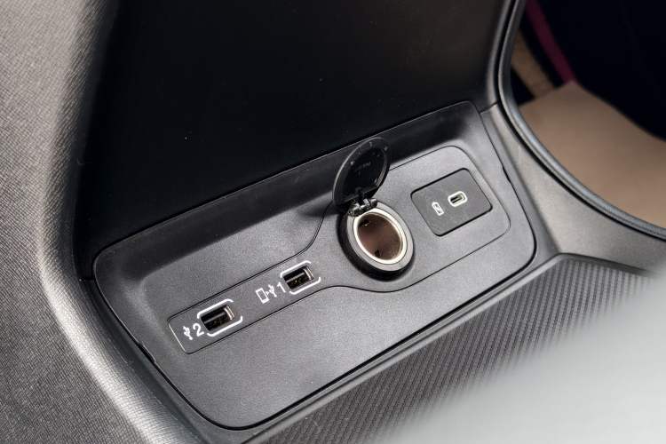 Used GAC Trumpchi M8 2023 Zongshi Series Dual-Motor Supreme Edition