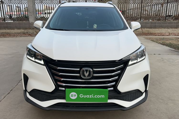 Used CHANGAN CS15 2019 1.5L Manual Entry-Level Version China VI Standard Exterior 1