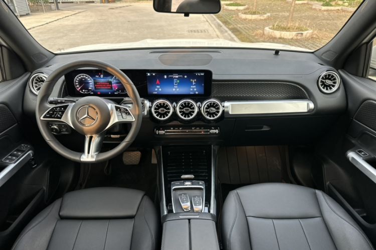 Used Mercedes-Benz GLB 2024 Refresh GLB 220 Dynamic Edition
