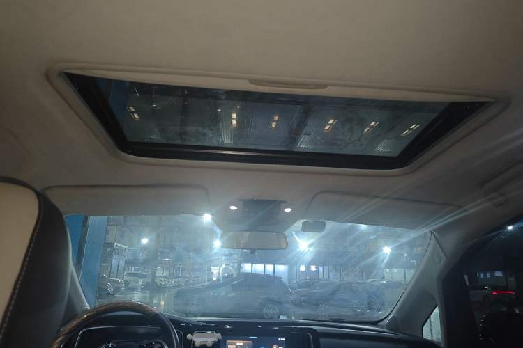 Used GAC Trumpchi M8 2021 Revised Version Lingxiu Series 390T Luxury Edition Interior 9