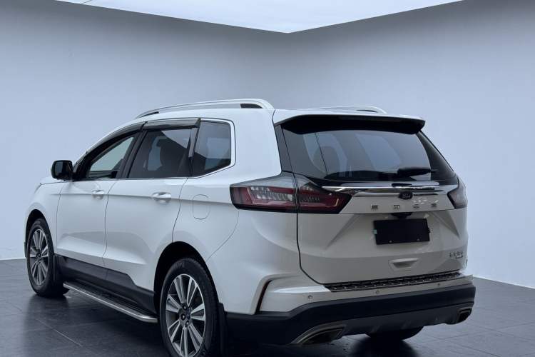 Used Ford Edge 2021 PLUS EcoBoost 245 Two-Wheel-Drive Platinum Edition 5 Seats