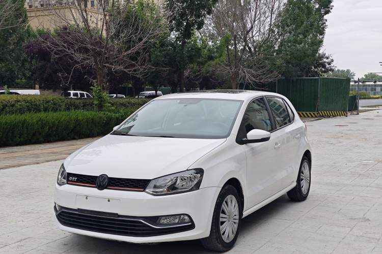 Used Volkswagen Polo 2016 1.6L Automatic Comfort Model