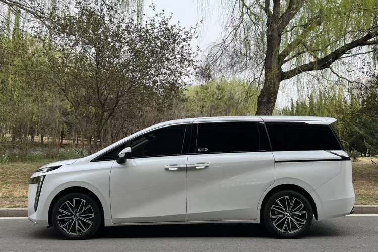 Used GAC Trumpchi E8 2024 Honor Series 2.0L Honor Edition
