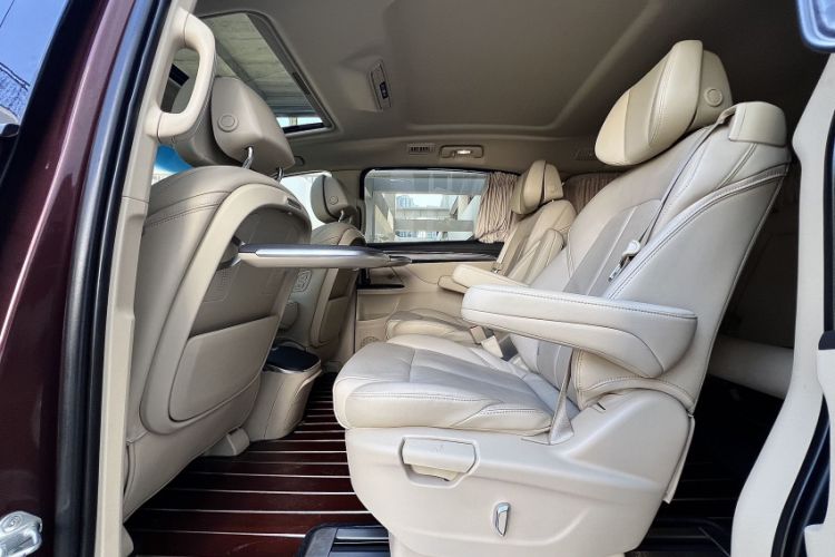 Used Buick GL8 2022 ES Landtrek 653T Luxury Edition