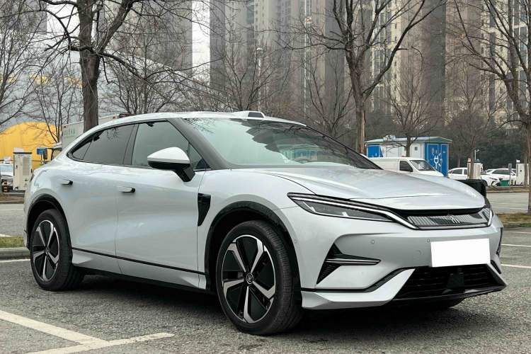 Used BYD Song L EV 2025 Intelligent Driving Version 662 km LiDAR Excellence Edition
