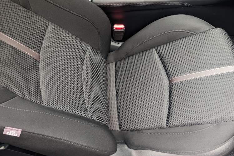 Used Mazda 3 Axela 2017 Hatchback 1.5L Automatic Luxury Model Emission Standard China V Interior 11