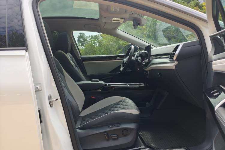 Used Volkswagen ID.6 CROZZ 2024 PRO Model