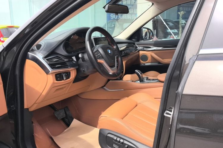 Used BMW X6 2015 xDrive35i Leading Model Interior 5