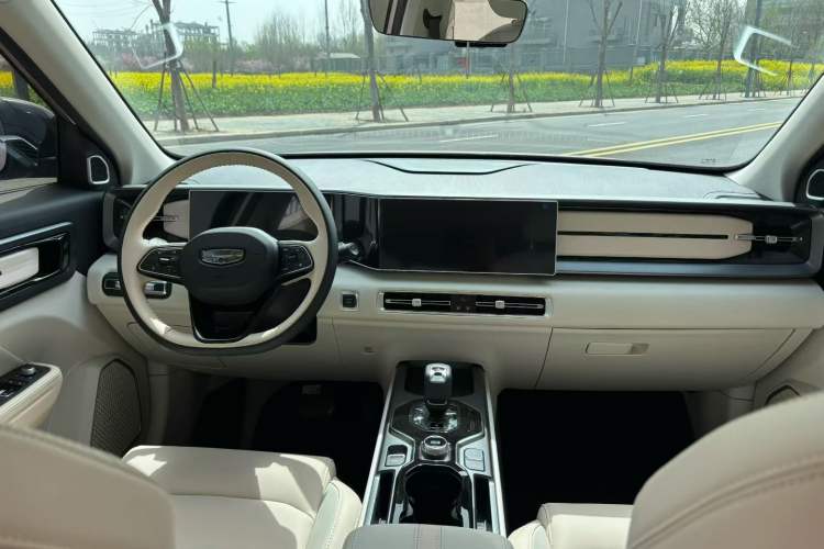 Used Geely Auto icon 2023 1.5TD Chocolate Smoothie Edition