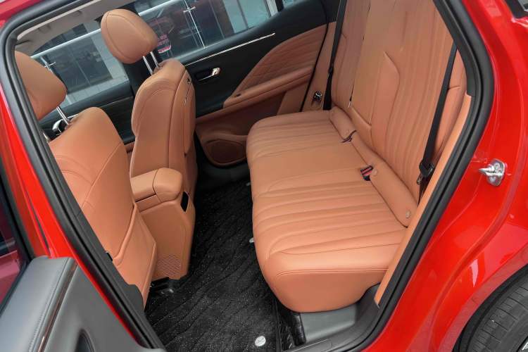 Used AION V 2024 Aion Tyrannosaurus 650 LiDAR Edition
