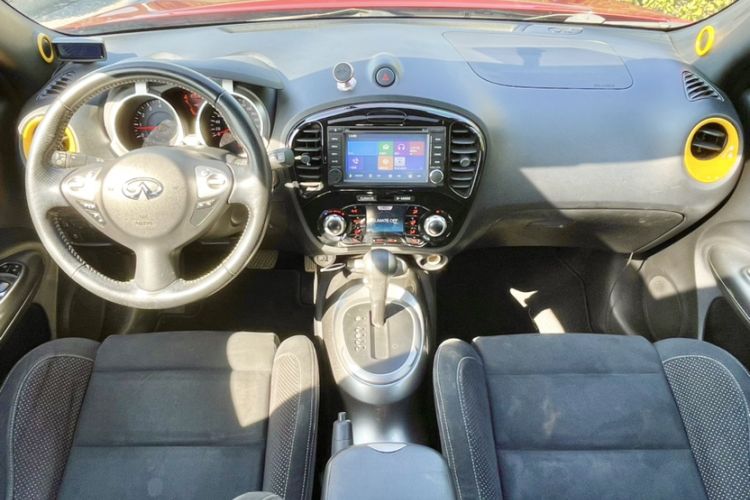 Used Infiniti ESQ 2014 1.6L Spontaneous Edition
