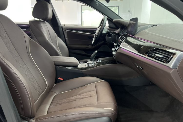 Used BMW 5 Series 2021 Facelifted 525Li M Sport Package
