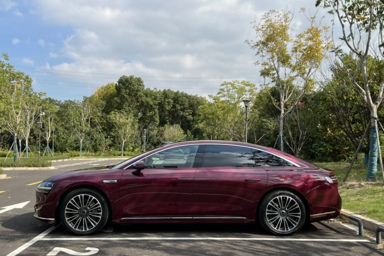 Used Hima Stelato S9 2024 All-Electric Max Rear-Drive Long-Range Version Exterior 8