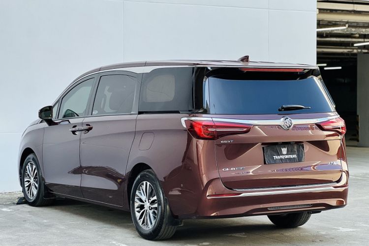 Used Buick GL8 2022 ES Landtrek 653T Luxury Edition