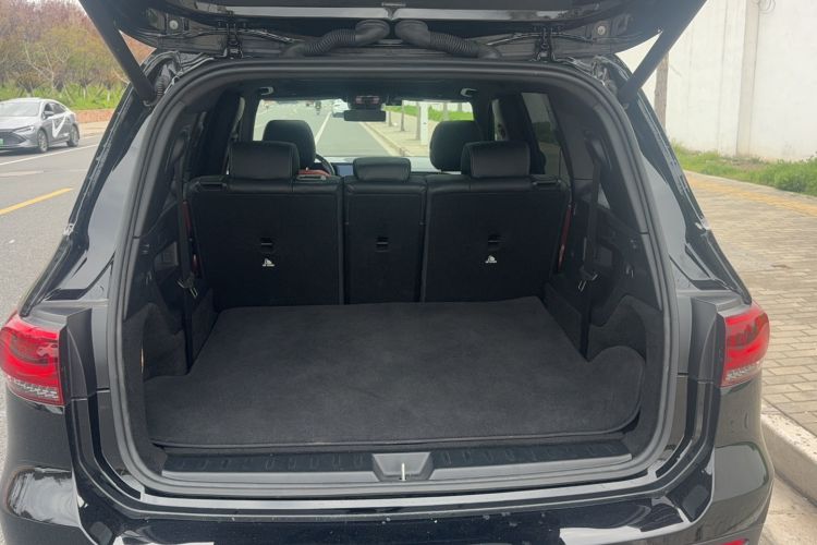 Used Mercedes-Benz GLB AMG 2022 AMG GLB 35 4MATIC Interior 9