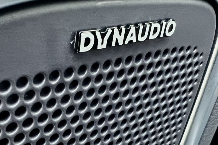 Used Hongqi HS7 PHEV 2025 Model 2.0T PHEV Four-Wheel Drive 2 Millionth Anniversary Edition—7 Seats