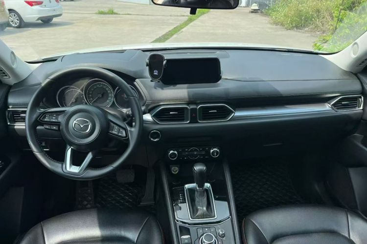 Used Mazda CX-5 2021 2.0L Automatic Two-Wheel Drive Smart Version
