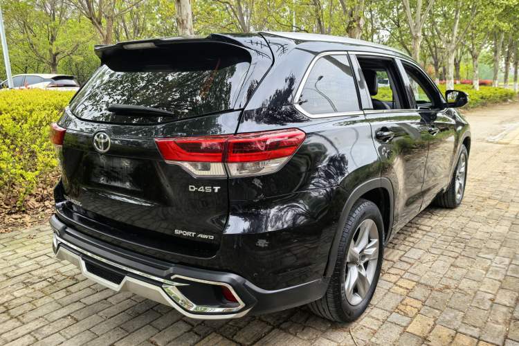 Used Toyota Highlander 2018 2.0T Four-Wheel Drive Luxury Edition 7 Seats China V Emission Standard Exterior 8