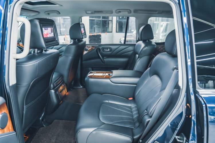 Used Infiniti QX80 2016 5.6L 4WD