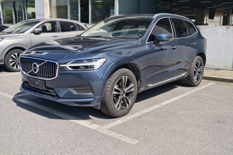 Used Volvo XC60 2019 T5 4x4 Smart Edition China V Standard