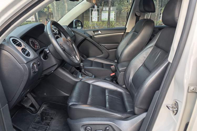 Used Volkswagen Tiguan L 2015 1.8TSI Automatic Two-Wheel Drive Comfort Edition
