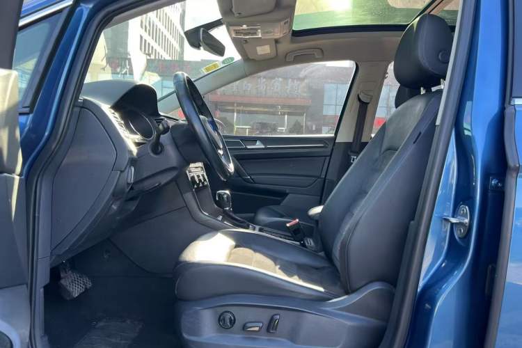 Used Volkswagen Golf Sportsvan 2016 280TSI Automatic Luxury Model