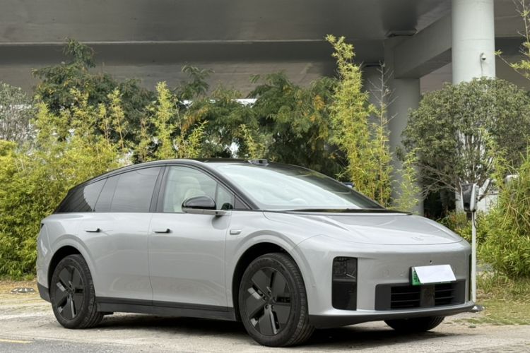 Used Li Auto Li Auto i6 2025 Model Two-Wheel-Drive Standard Type