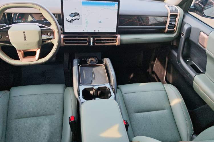 Used iCAR 03 2024 501km Two-Wheel Drive Long-Range Version Interior 1