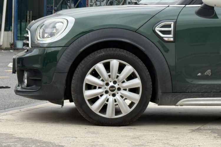 Used MINI Countryman 2017 1.5T COOPER ALL4 Traveler Exterior 5