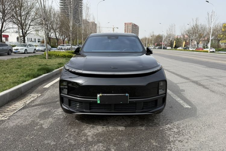 Used Li Auto L8 2023 Pro Model
